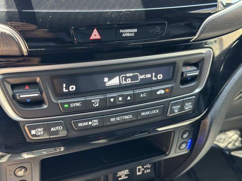 Used 2022 Honda Passport Elite image 22