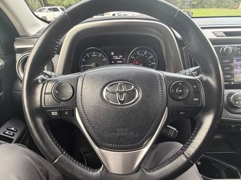 Used 2018 Toyota RAV4 XLE w/ Plus Extra Value Package AWD/4WD image 33