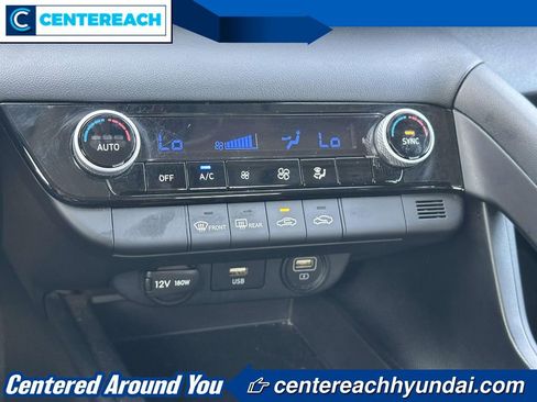 Used 2023 Hyundai Elantra SEL w/ Preferred Accessory Package image 25