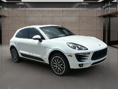 Used 2015 Porsche Macan S AWD/4WD image 8
