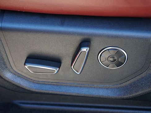 Used 2019 Ford F150 Platinum w/ Max Trailer Tow Package image 22