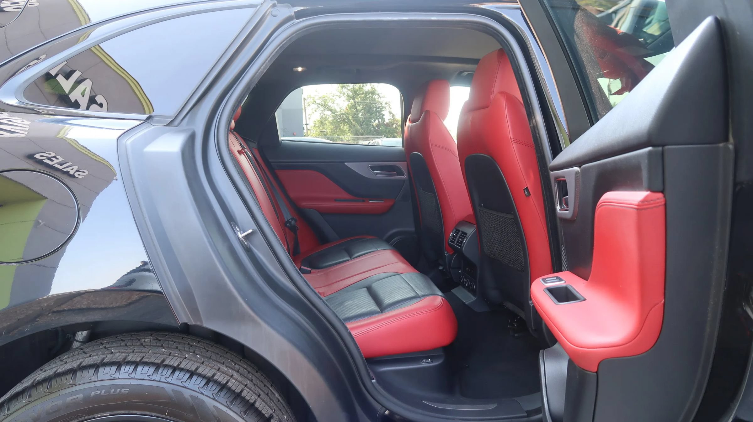 Used 2019 Jaguar F-PACE S AWD/4WD image 21