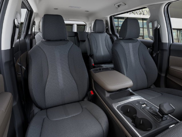 New 2026 Kia Carnival LX FWD image 16