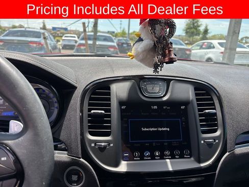 Used 2019 Chrysler 300 S RWD image 8