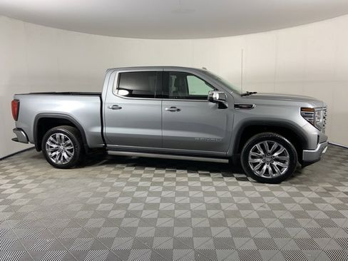 Used 2025 GMC Sierra 1500 Denali image 2