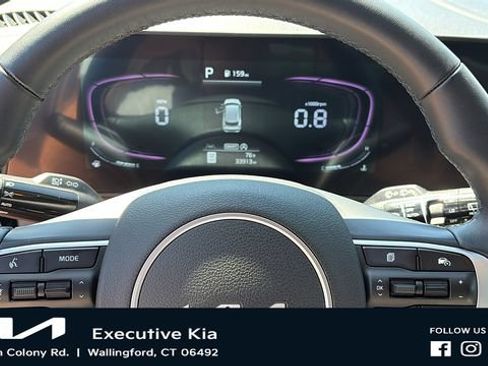 Certified 2025 Kia Sportage EX AWD/4WD image 12