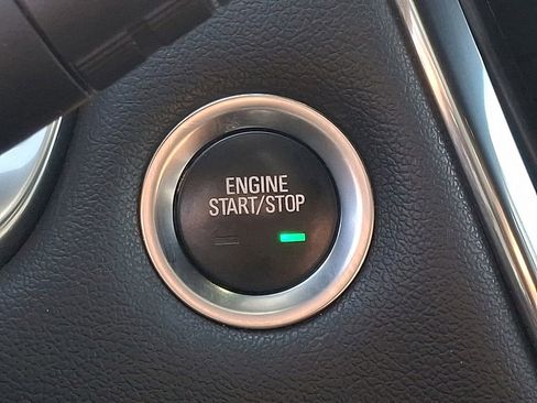 Certified 2023 Chevrolet Traverse LT image 25