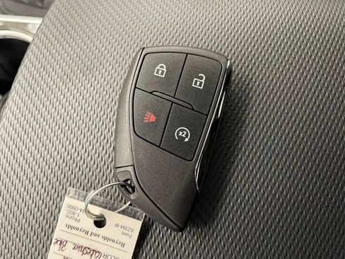 New 2025 Chevrolet Equinox LT image 16