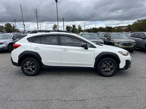 Used 2021 Subaru Crosstrek 2.5i Sport w/ Moonroof Package image 8