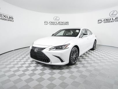 New 2025 Lexus ES 350 w/ Premium Package