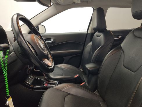 Used 2020 Jeep Compass Limited FWD image 17
