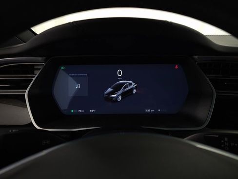 Used 2018 Tesla Model X 75D image 19