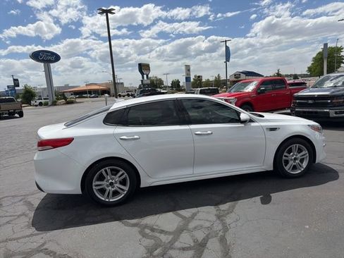 Used 2017 Kia Optima EX w/ Paint Protection Package FWD image 4