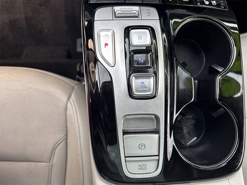 Used 2022 Hyundai Tucson Limited image 32