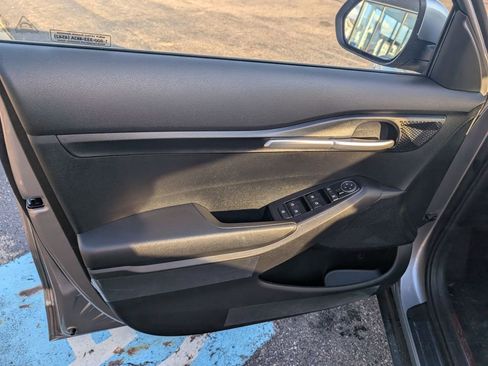 New 2026 Kia Seltos LX image 14