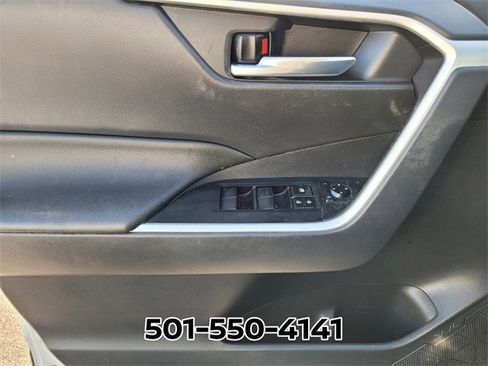 Used 2021 Toyota RAV4 XLE image 30