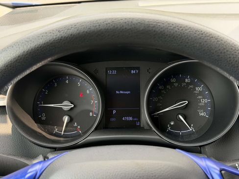 Used 2020 Toyota C-HR LE FWD image 10