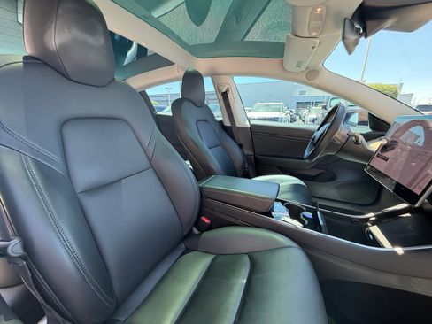 Used 2019 Tesla Model 3 Long Range AWD/4WD image 19