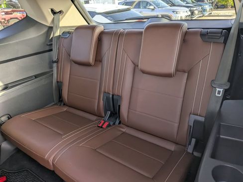 Certified 2023 Volkswagen Atlas SE w/ Panoramic Sunroof Package FWD image 18