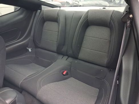 Used 2025 Ford Mustang Coupe image 8