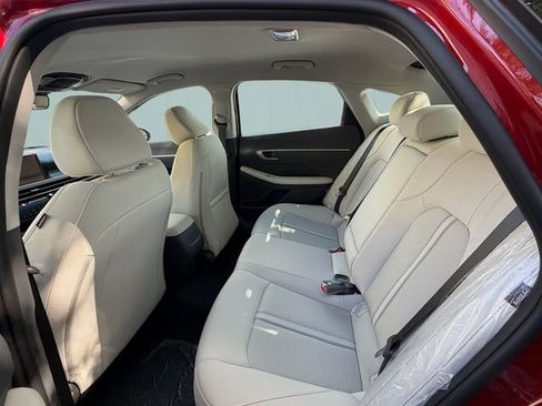 New 2026 Hyundai Sonata SEL FWD image 3
