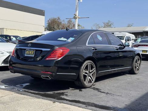 Used 2017 Mercedes-Benz S 550 Sedan image 7