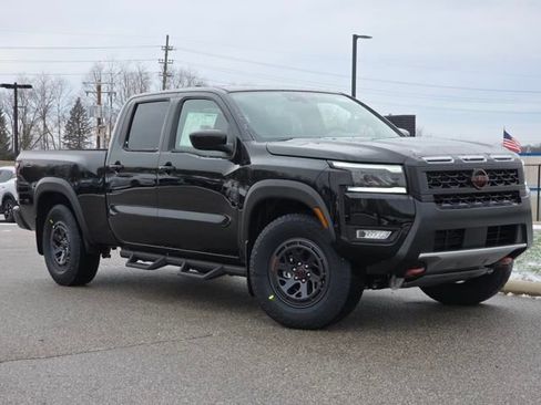 New 2026 Nissan Frontier PRO-4X image 2