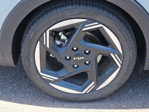 Used 2025 Kia K4 EX FWD image 7