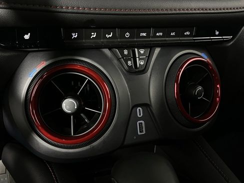 Used 2025 Chevrolet Blazer RS image 21