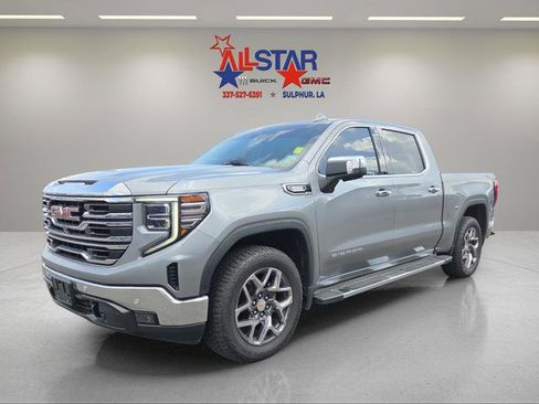 Used 2023 GMC Sierra 1500 SLT w/ SLT Premium Package image 3