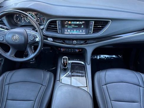 Used 2019 Buick Enclave Avenir w/ Avenir Technology Package AWD/4WD image 15