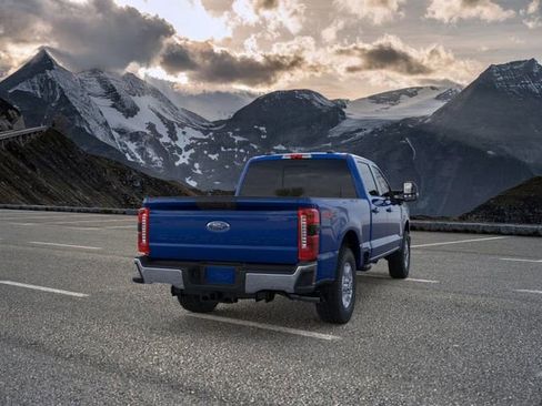 New 2026 Ford F250 XLT w/ XLT Premium Package image 8