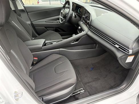 New 2026 Hyundai Elantra Blue image 13
