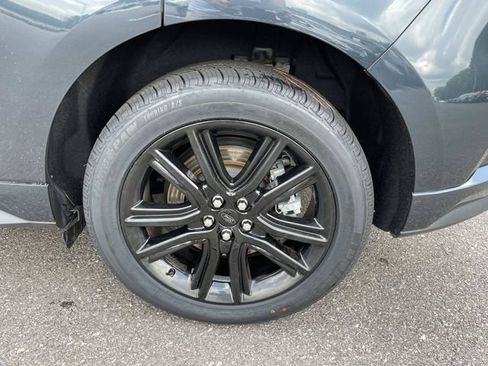 Certified 2024 Ford Edge ST-Line AWD/4WD image 2