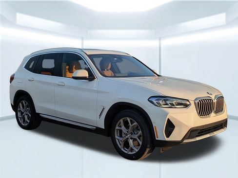 Used 2023 BMW X3 xDrive30i w/ Premium Package image 8
