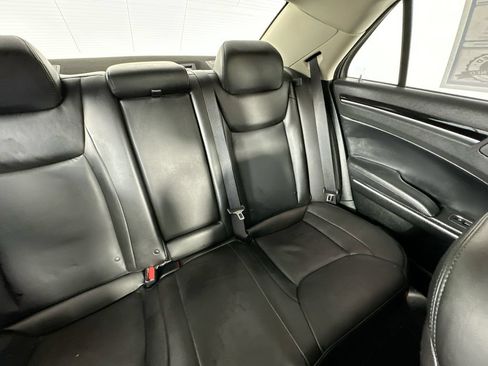 Used 2023 Chrysler 300 Touring L w/ Popular Equipment Group RWD image 14