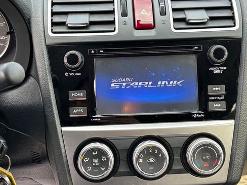 Used 2017 Subaru Crosstrek 2.0i Premium w/ Moonroof Package AWD/4WD image 13