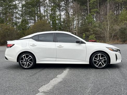 Certified 2024 Nissan Sentra SR image 23
