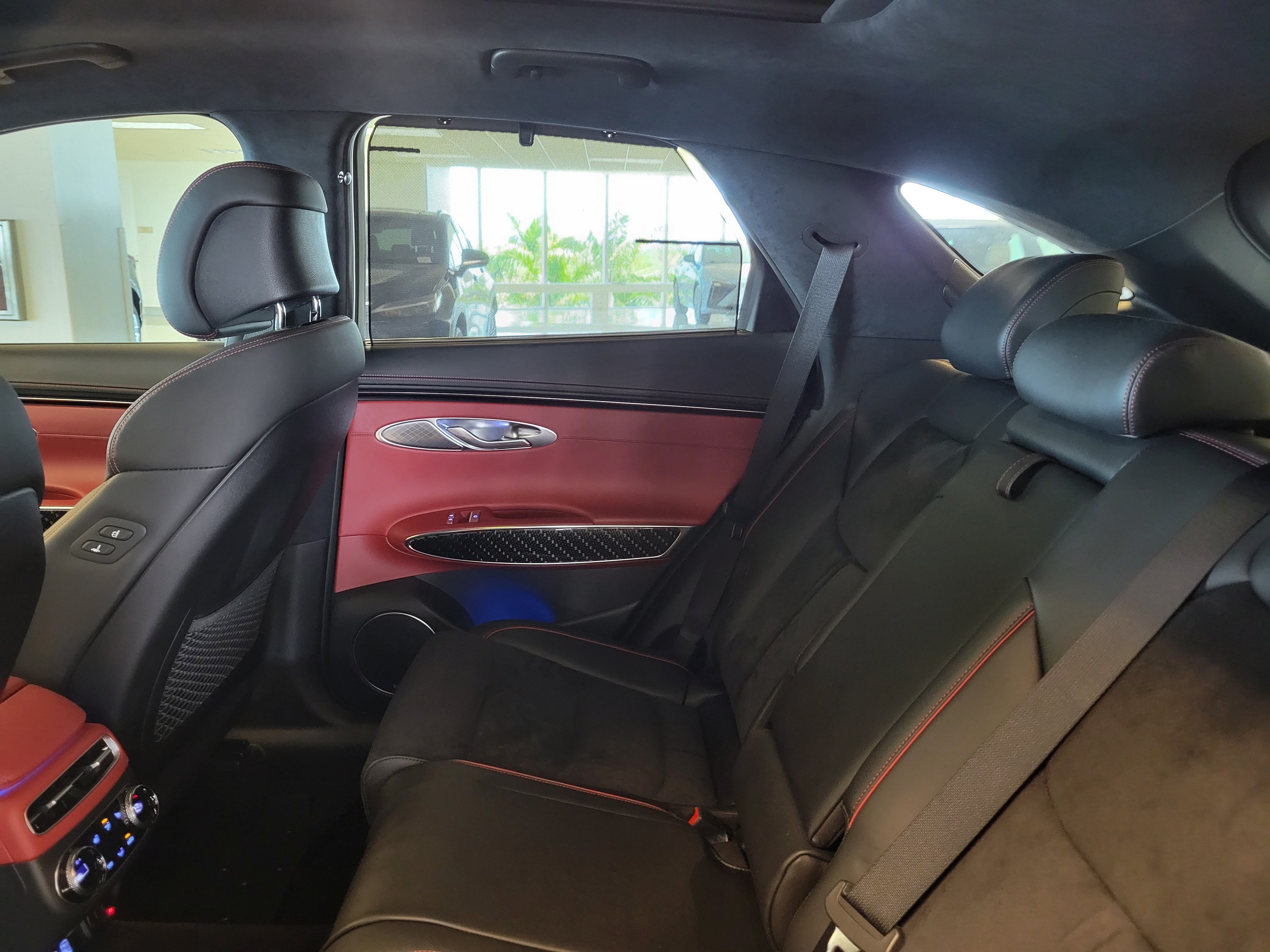 Used 2022 Genesis GV70 3.5T Sport w/ Sport Prestige Package AWD/4WD image 17