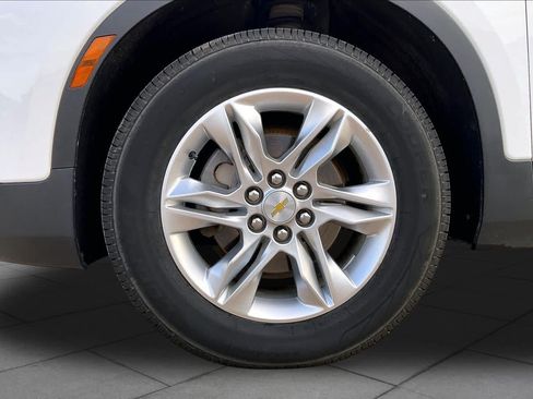 Used 2020 Chevrolet Blazer LT FWD image 11