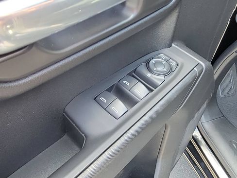 Used 2026 Chevrolet Silverado 1500 Custom RWD image 22