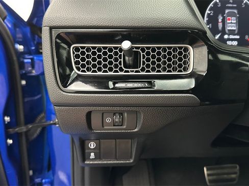 Used 2023 Honda Civic Sport image 28