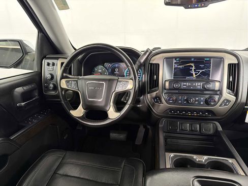 Used 2017 GMC Sierra 1500 Denali w/ Denali Ultimate Package AWD/4WD image 21