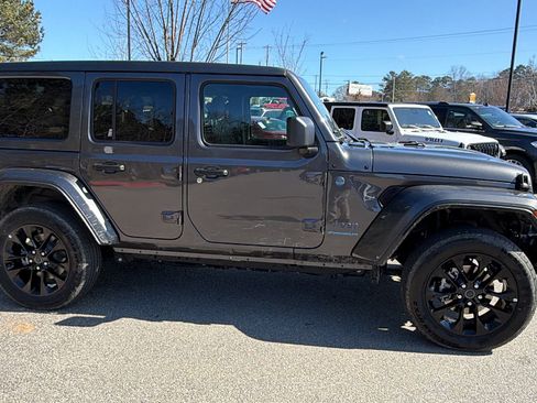 Used 2025 Jeep Wrangler Sahara 4xe w/ Safety Group image 7
