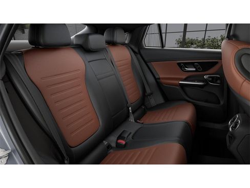 New 2026 Mercedes-Benz GLC 300 4MATIC image 5