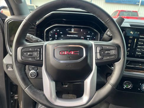 Used 2023 GMC Sierra 1500 Elevation w/ X31 Off-Road Package image 17