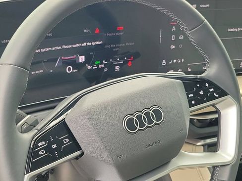 Certified 2025 Audi Q5 Premium AWD/4WD image 20