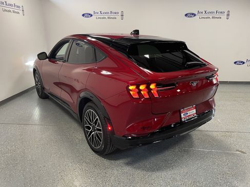 Used 2024 Ford Mustang Mach-E Premium image 4