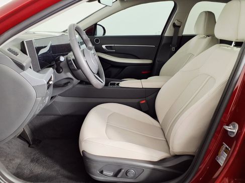 Certified 2025 Hyundai Sonata SEL FWD image 17