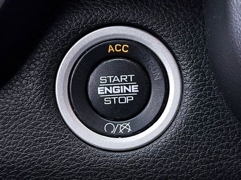 Used 2022 RAM 2500 Big Horn image 25